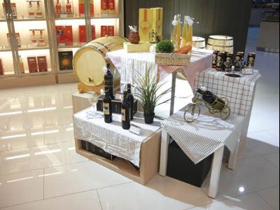 點(diǎn)擊查看詳細(xì)信息<br>標(biāo)題：摩登架-06 閱讀次數(shù)：1325